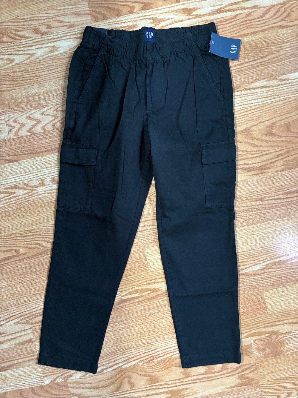 GAP Women’s Black Utility Twill Cargo Pants- Size Small- NWT
